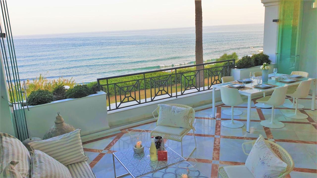 Luxury Apartment Frontal Beach In Doncella Beach Estepona Exteriör bild