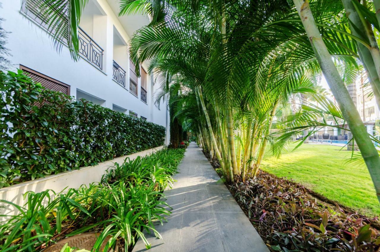 Luxury Apartment Frontal Beach In Doncella Beach Estepona Exteriör bild